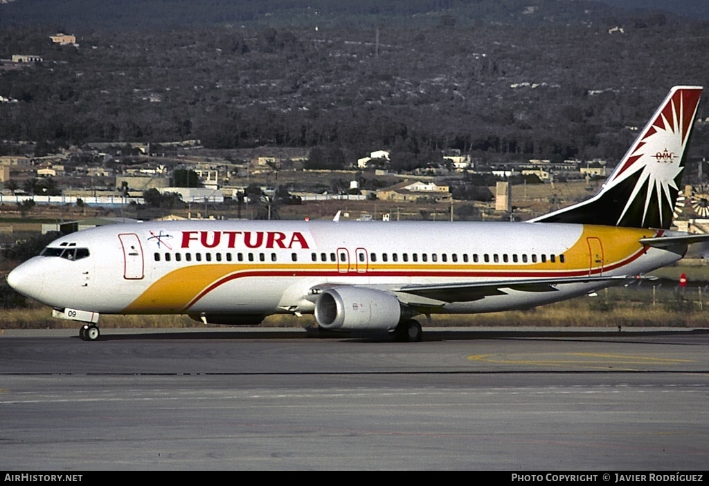 Aircraft Photo of EC-309 | Boeing 737-46B | Futura International Airways | AirHistory.net #639785