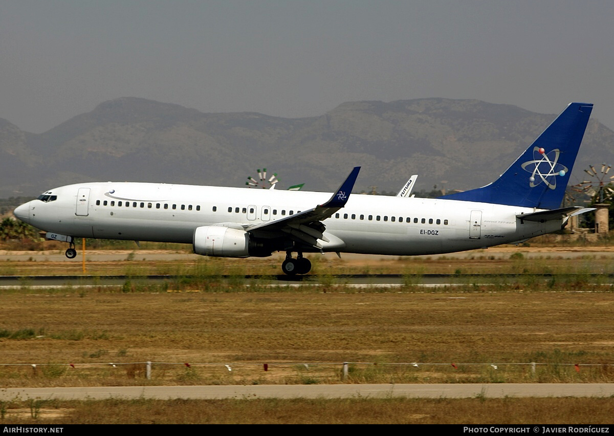 Aircraft Photo of EI-DGZ | Boeing 737-86N | Futura International Airways | AirHistory.net #639803