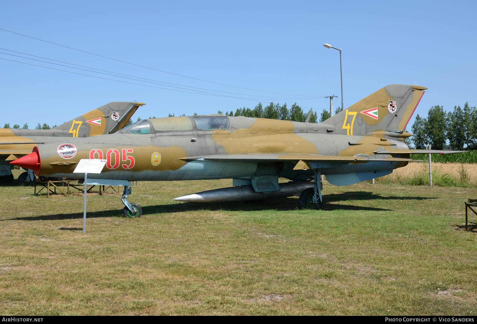 Aircraft Photo of 905 | Mikoyan-Gurevich MiG-21UM | Hungary - Air Force | AirHistory.net #639844