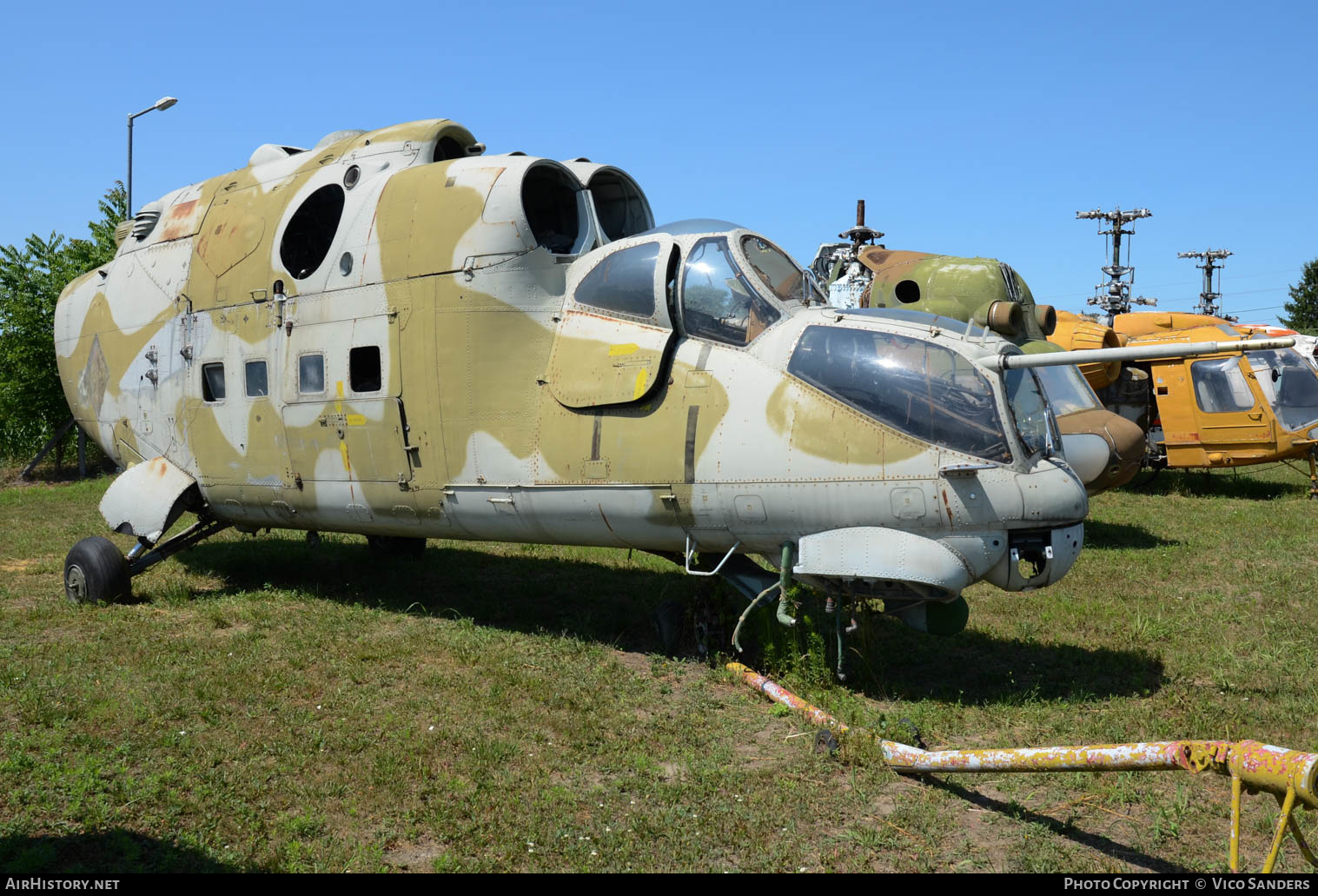 Aircraft Photo of 9611 | Mil Mi-24D | East Germany - Air Force | AirHistory.net #639857