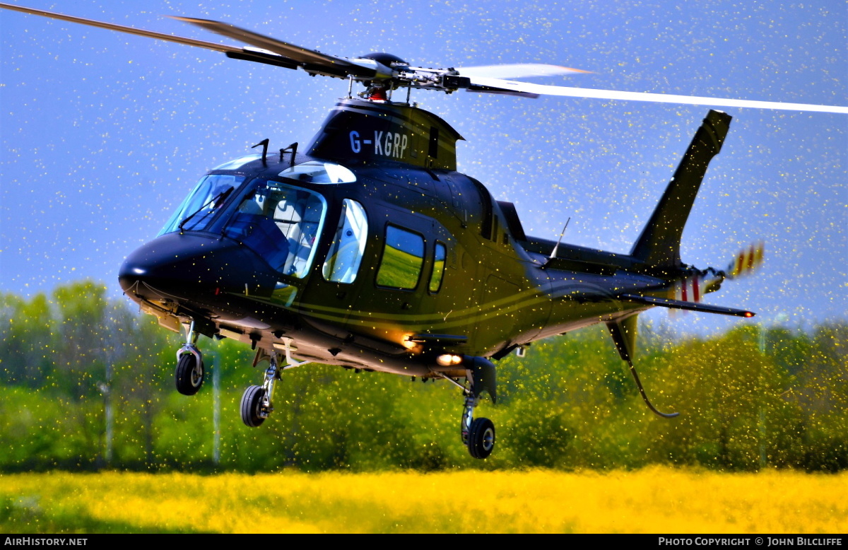 Aircraft Photo of G-KGRP | Agusta A-109E | AirHistory.net #639907