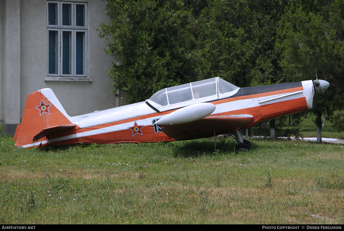 Aircraft Photo of 15 | Zlin Z-526F Trener Master | Romania - Air Force | AirHistory.net #639975