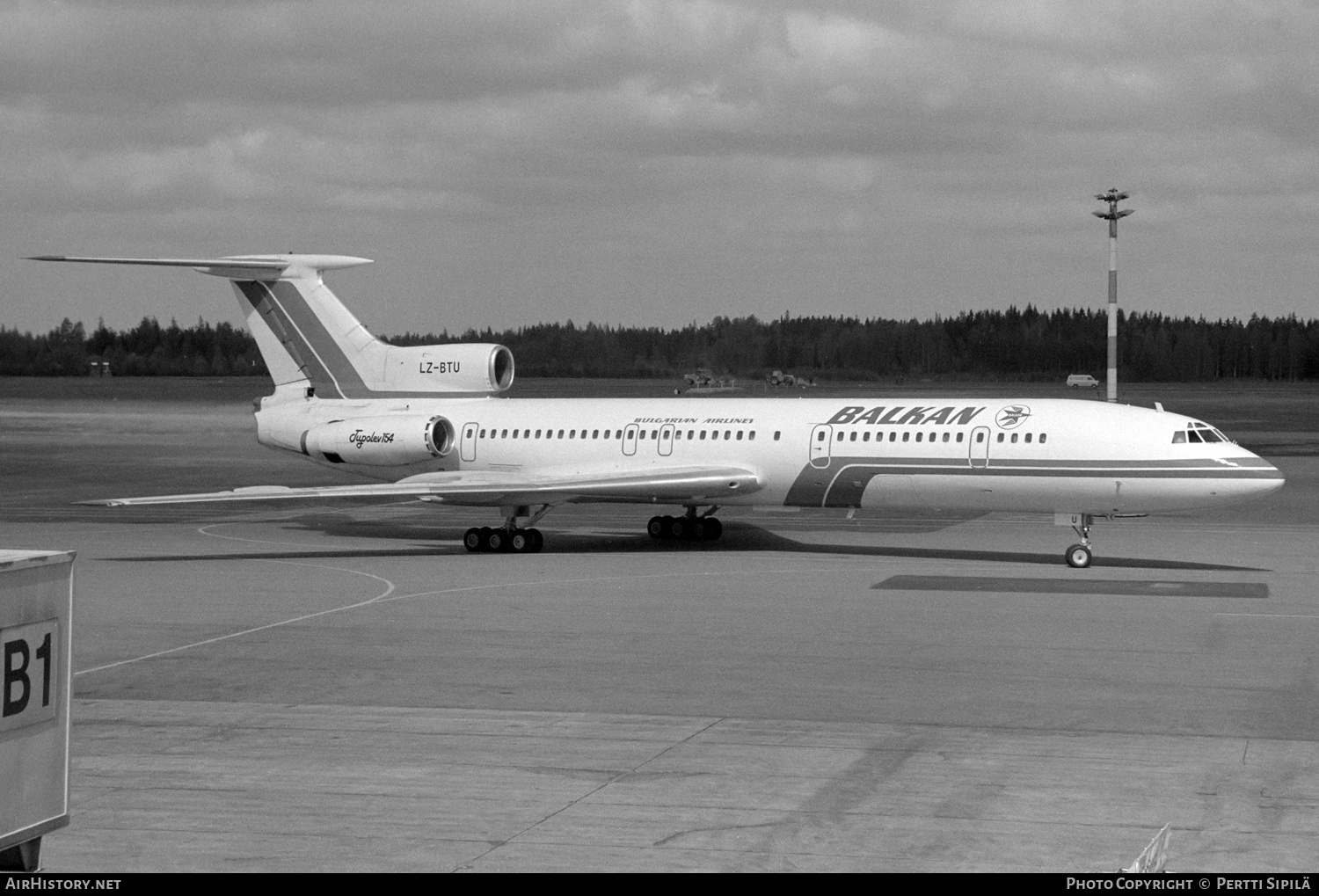 Aircraft Photo of LZ-BTU | Tupolev Tu-154B-2 | Balkan - Bulgarian Airlines | AirHistory.net #639982