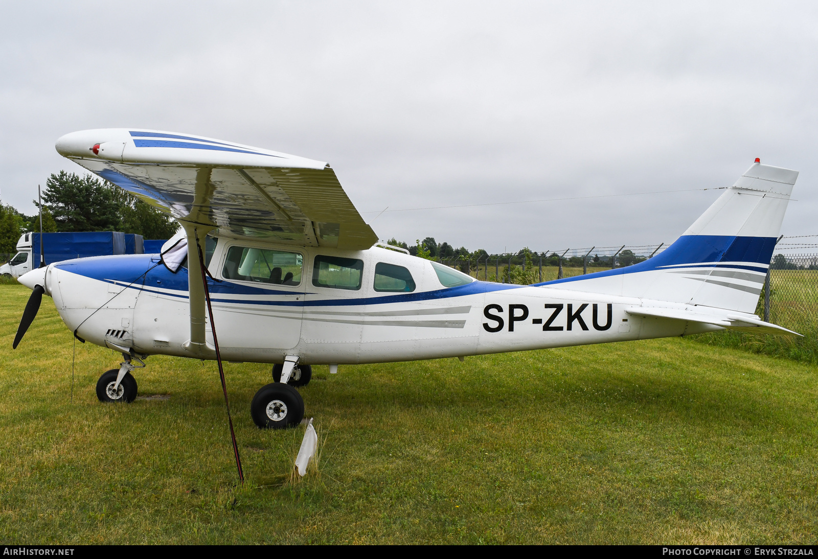 Aircraft Photo of SP-ZKU | Cessna U206G Stationair 6 | AirHistory.net #639997