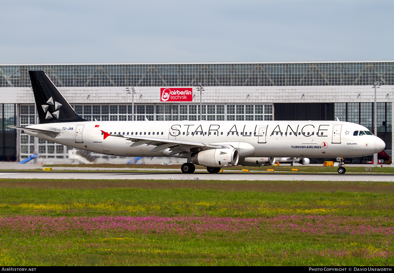 Aircraft Photo of TC-JRB | Airbus A321-231 | Turkish Airlines | AirHistory.net #640203