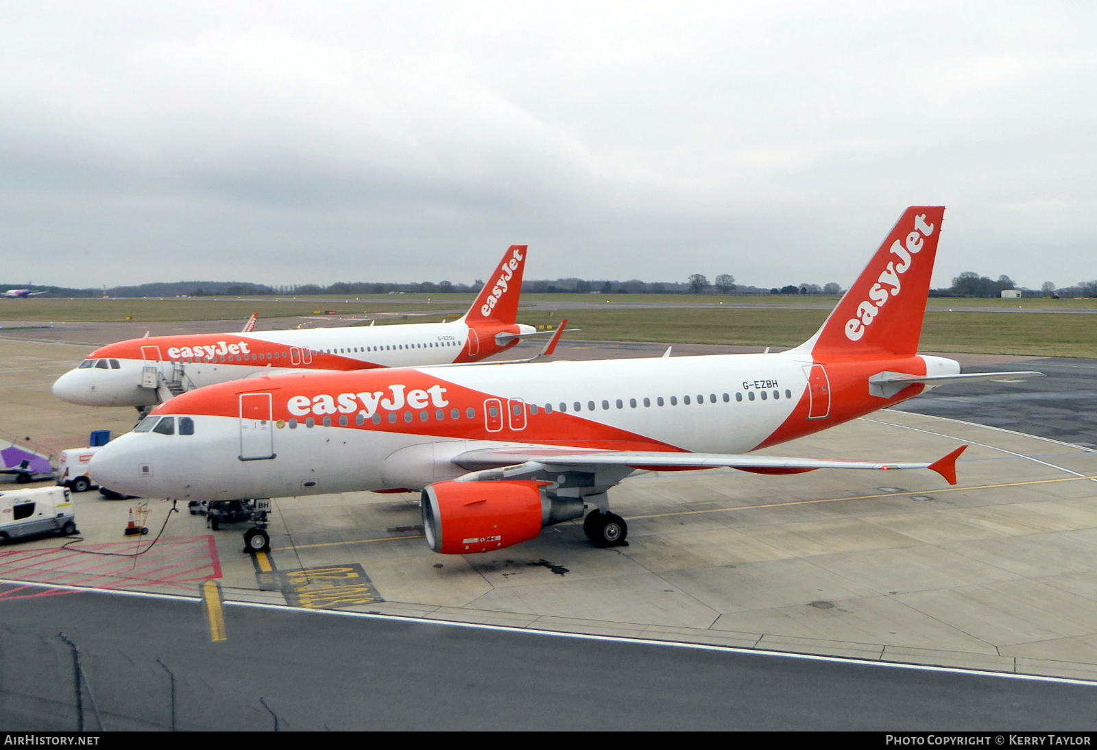 Aircraft Photo of G-EZBH | Airbus A319-111 | EasyJet | AirHistory.net #640219