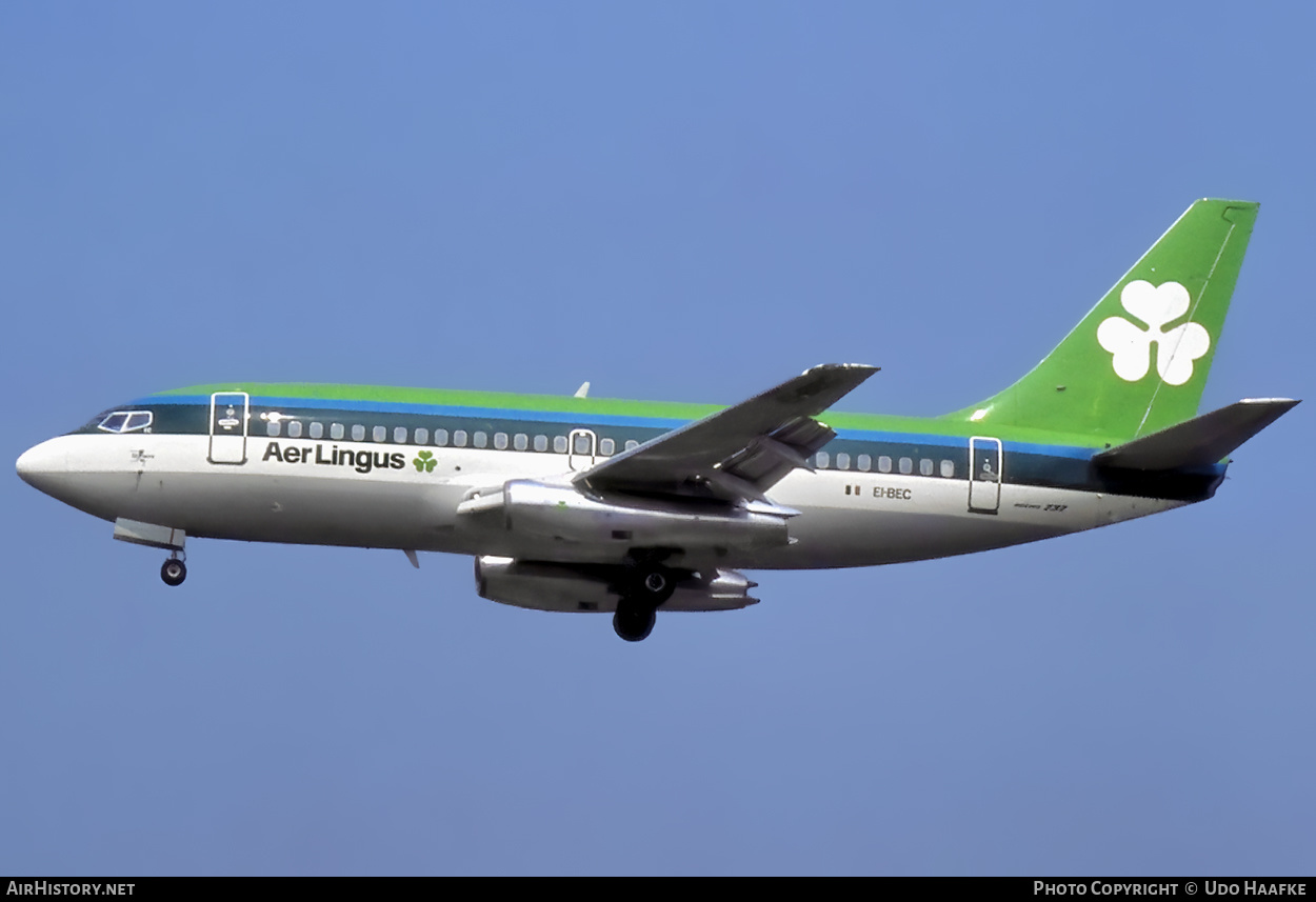 Aircraft Photo of EI-BEC | Boeing 737-248/Adv | Aer Lingus | AirHistory.net #640333