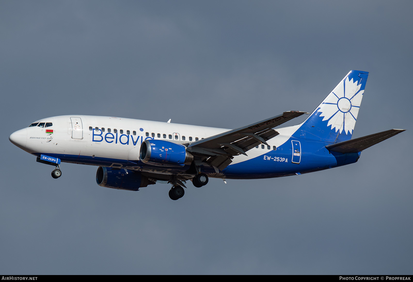 Aircraft Photo of EW-253PA | Boeing 737-524 | Belavia | AirHistory.net #640370