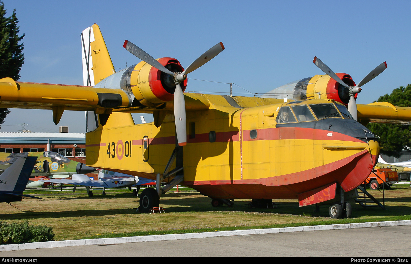 Aircraft Photo of UD13-1 | Canadair CL-215-I (CL-215-1A10) | Spain - Air Force | AirHistory.net #640383