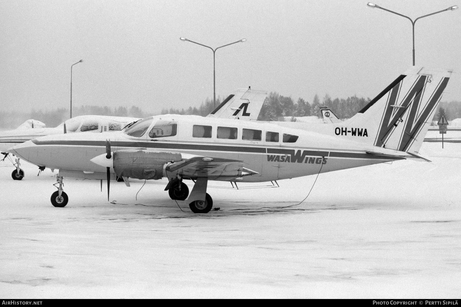 Aircraft Photo of OH-WWA | Cessna 402C Businessliner | Wasawings | AirHistory.net #640426