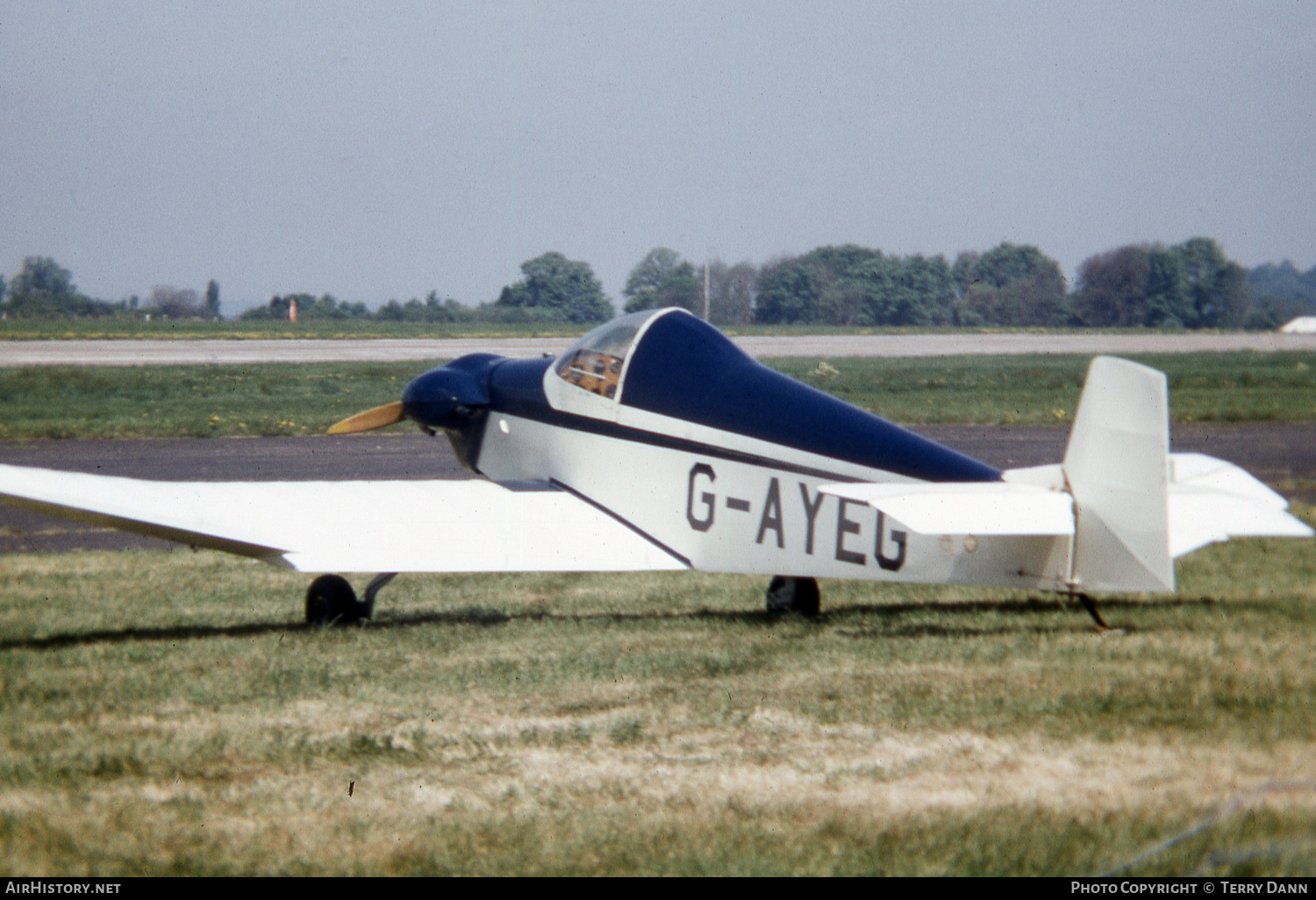 Aircraft Photo of G-AYEG | Falconar F-9 | AirHistory.net #640441