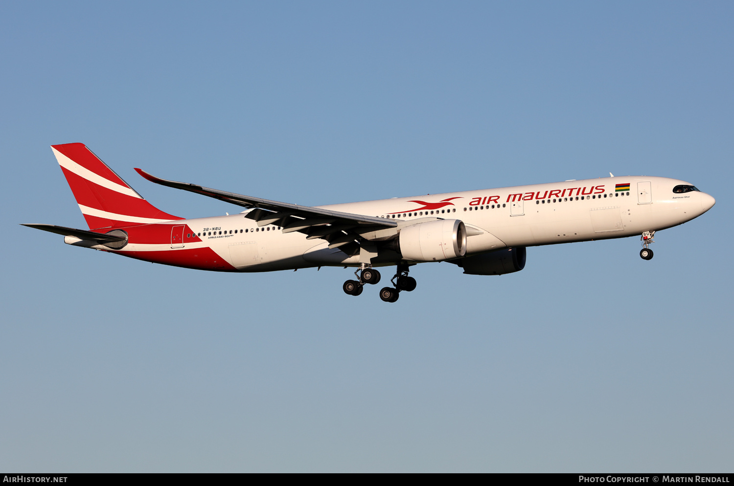 Aircraft Photo of 3B-NBU | Airbus A330-941N | Air Mauritius | AirHistory.net #640451