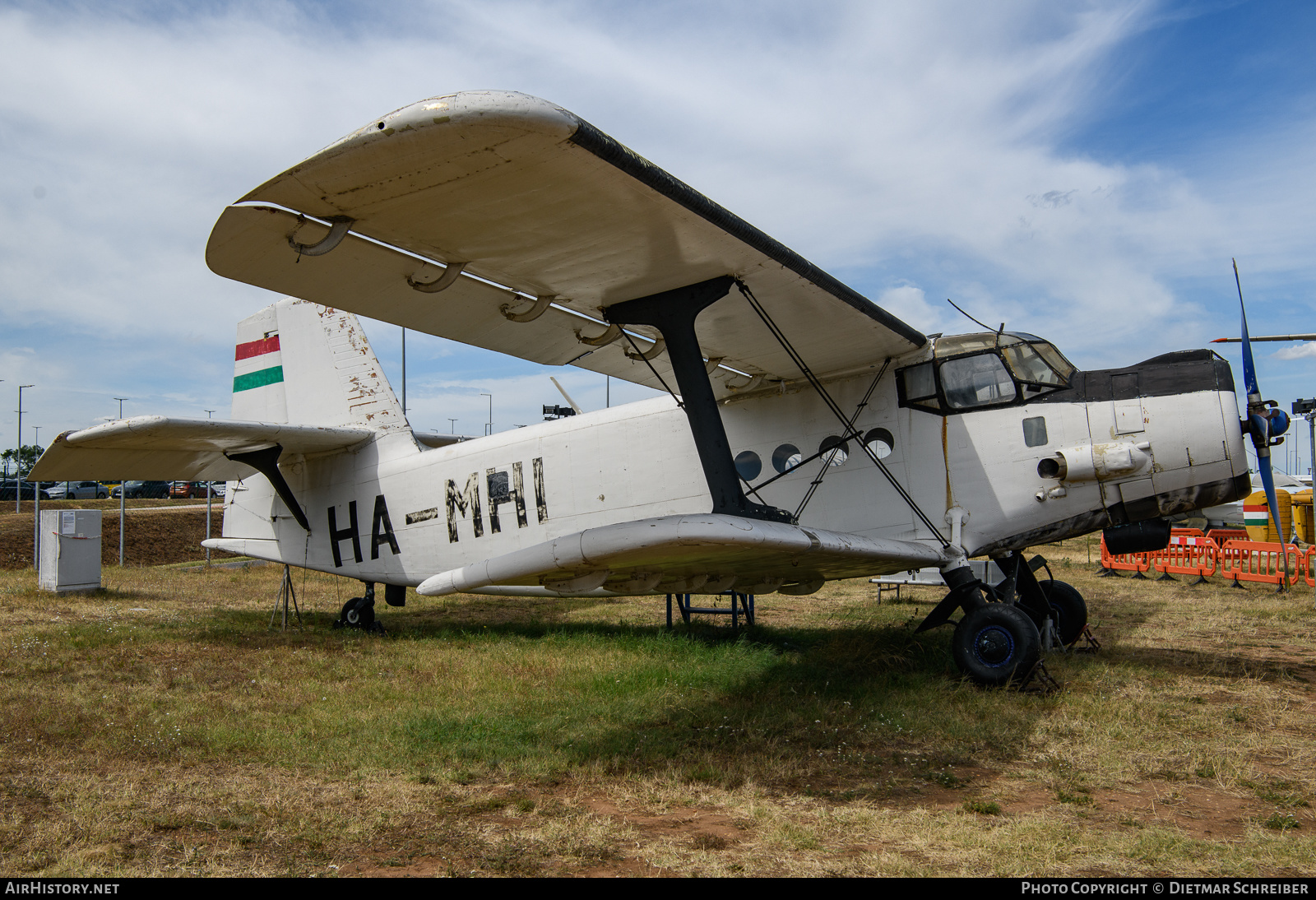 Aircraft Photo of HA-MHI | Antonov An-2M | AirHistory.net #640468