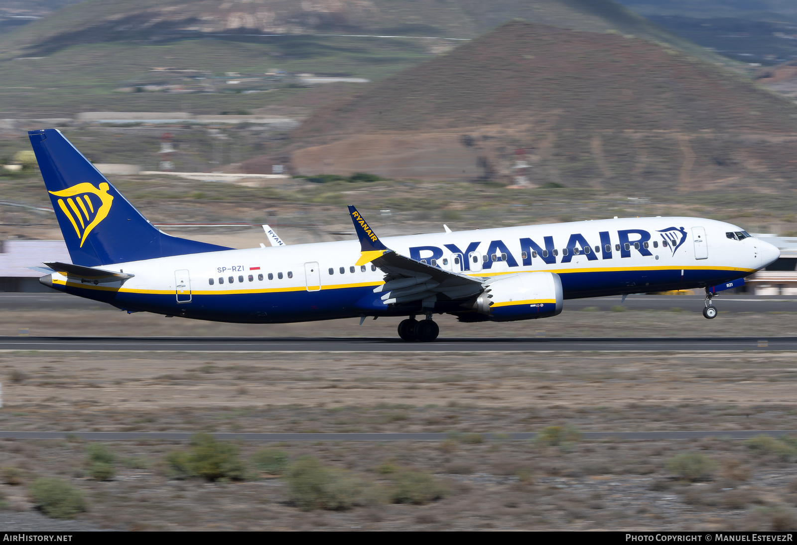 Aircraft Photo of SP-RZI | Boeing 737-8200 Max 200 | Ryanair | AirHistory.net #640621