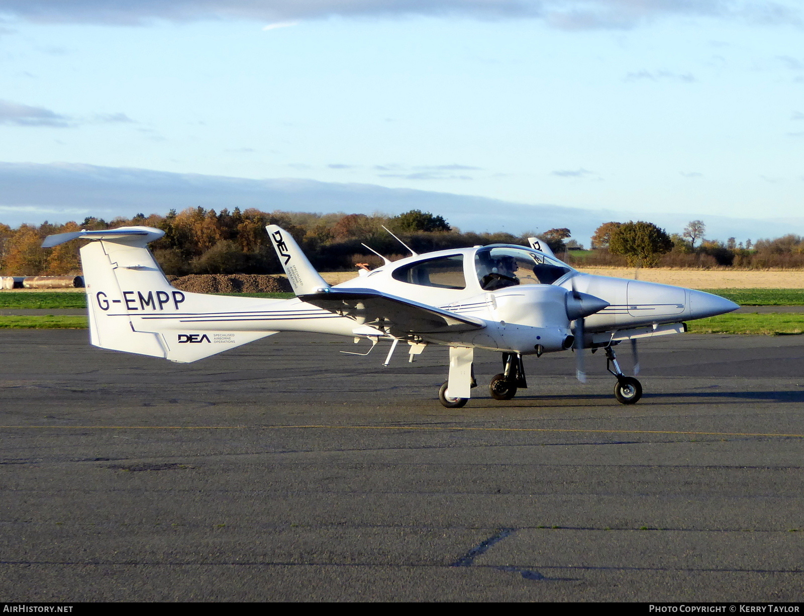 Aircraft Photo of G-EMPP | Diamond DA42 M Twin Star | DEA Specialised Airborne Operations | AirHistory.net #640630