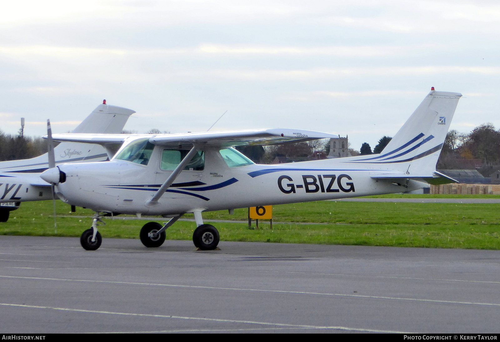 Aircraft Photo of G-BIZG | Reims F152 | AirHistory.net #640660