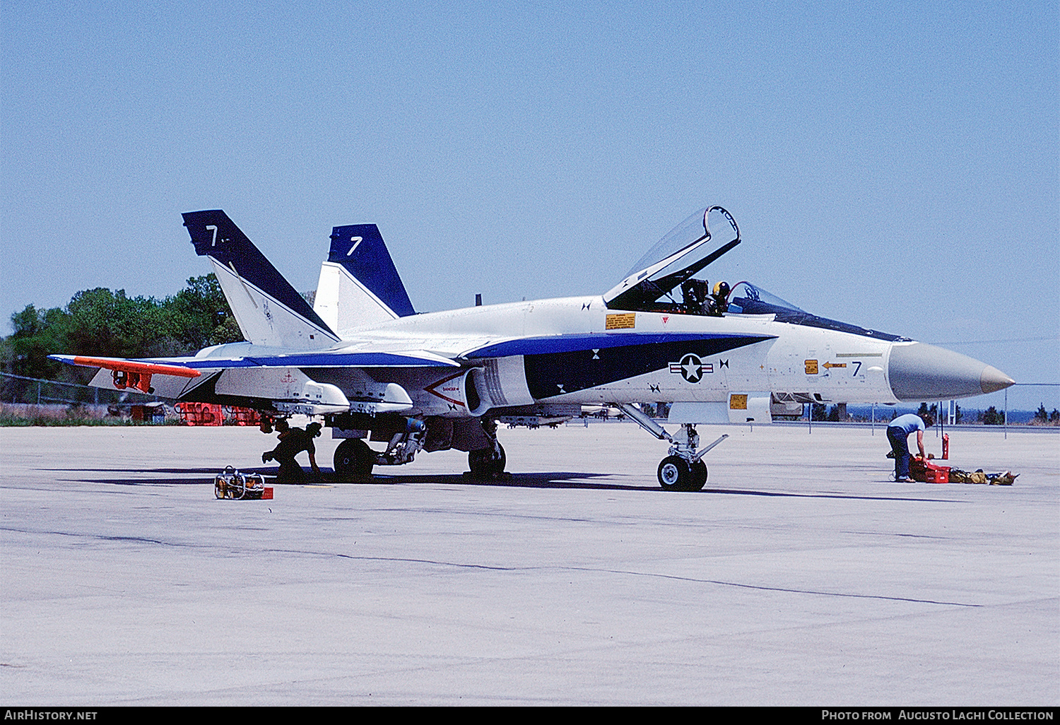 Aircraft Photo of 160782 | McDonnell Douglas F/A-18A Hornet | USA - Navy | AirHistory.net #640679