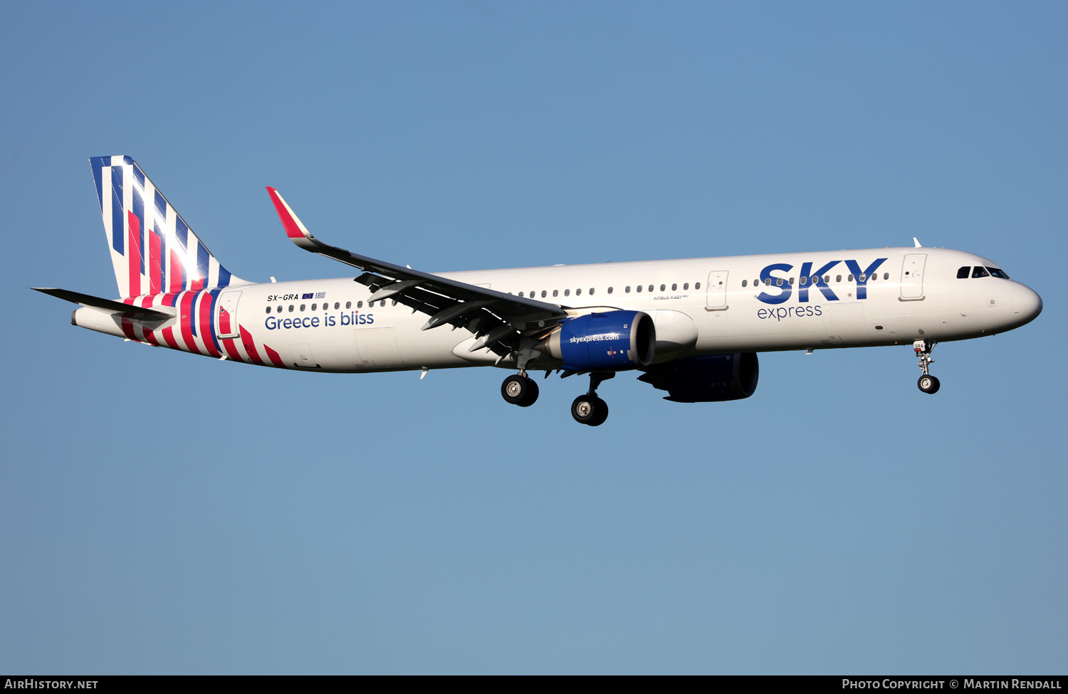 Aircraft Photo of SX-GRA | Airbus A321-251N | Sky Express | AirHistory.net #640778