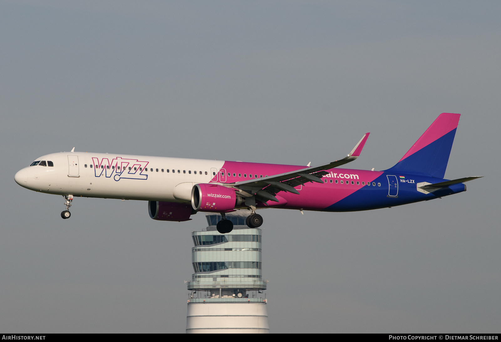 Aircraft Photo of HA-LZX | Airbus A321-271NX | Wizz Air | AirHistory.net #640795