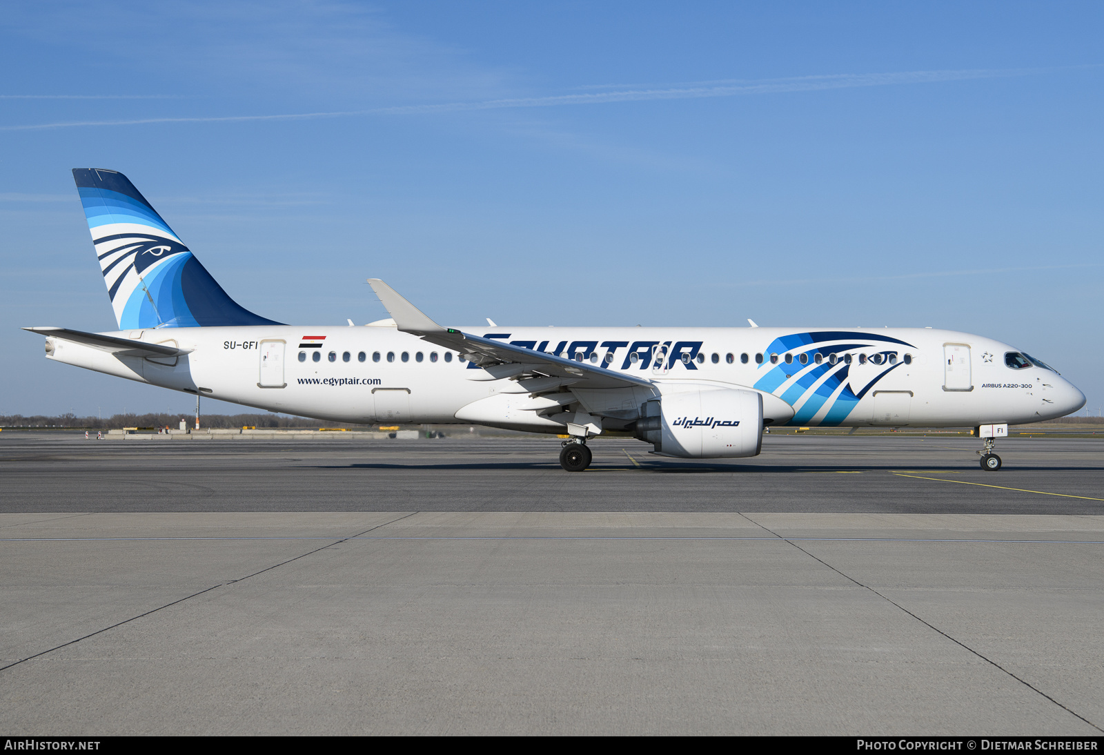 Aircraft Photo of SU-GFI | Airbus A220-371 (BD-500-1A11) | EgyptAir | AirHistory.net #640816