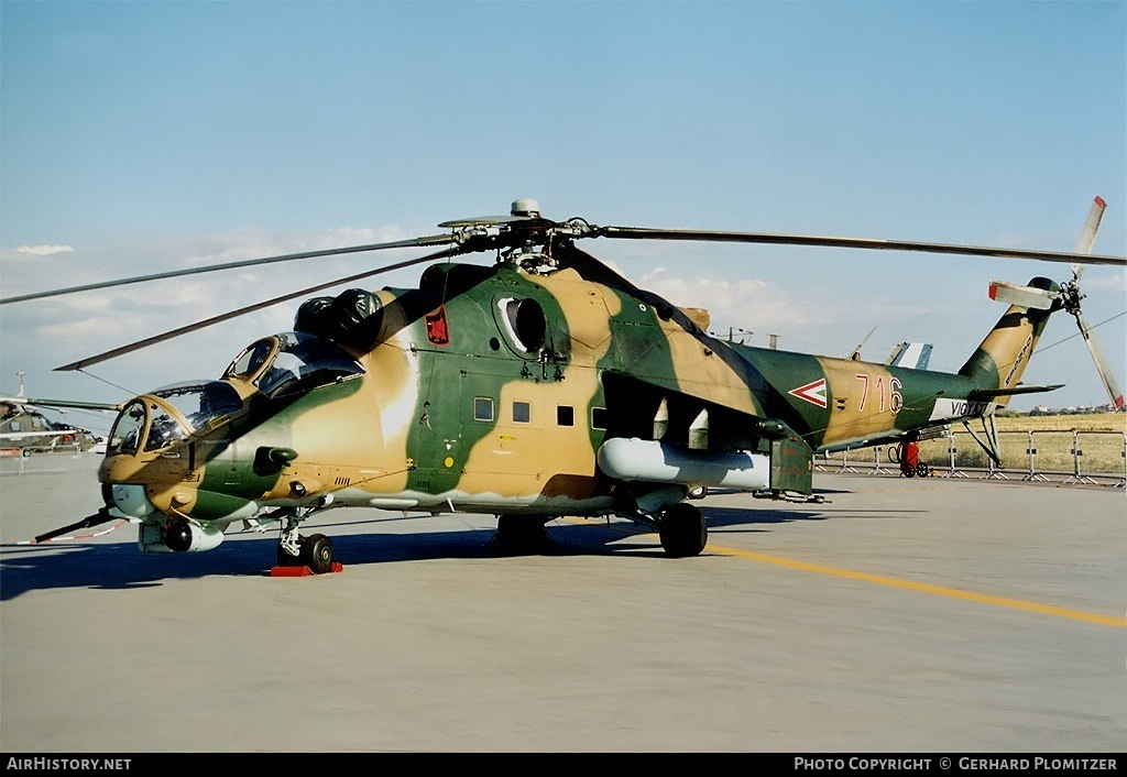 Aircraft Photo of 716 | Mil Mi-24V | Hungary - Air Force | AirHistory.net #640888