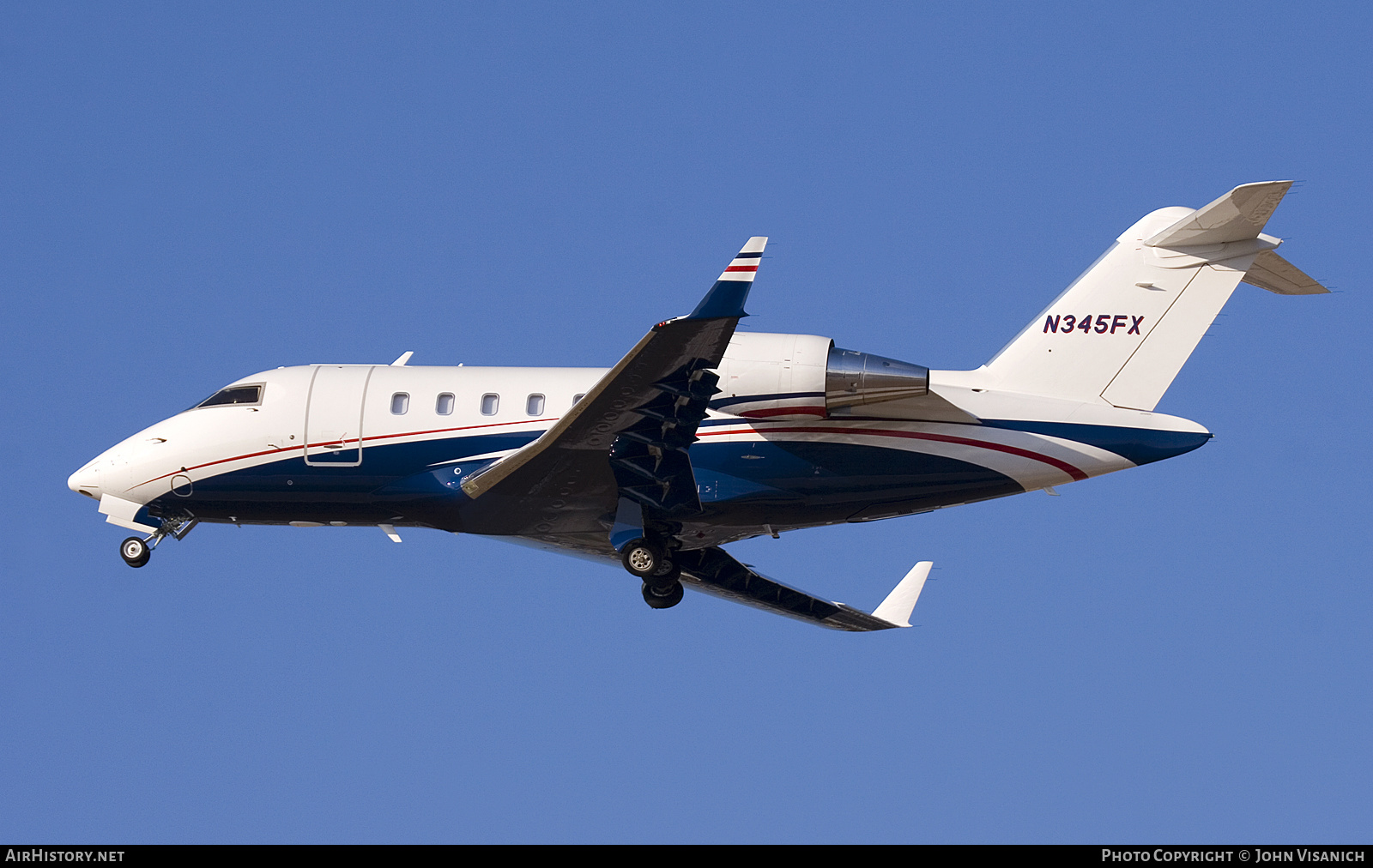 Aircraft Photo of N345FX | Bombardier Challenger 605 (CL-600-2B16) | AirHistory.net #640926