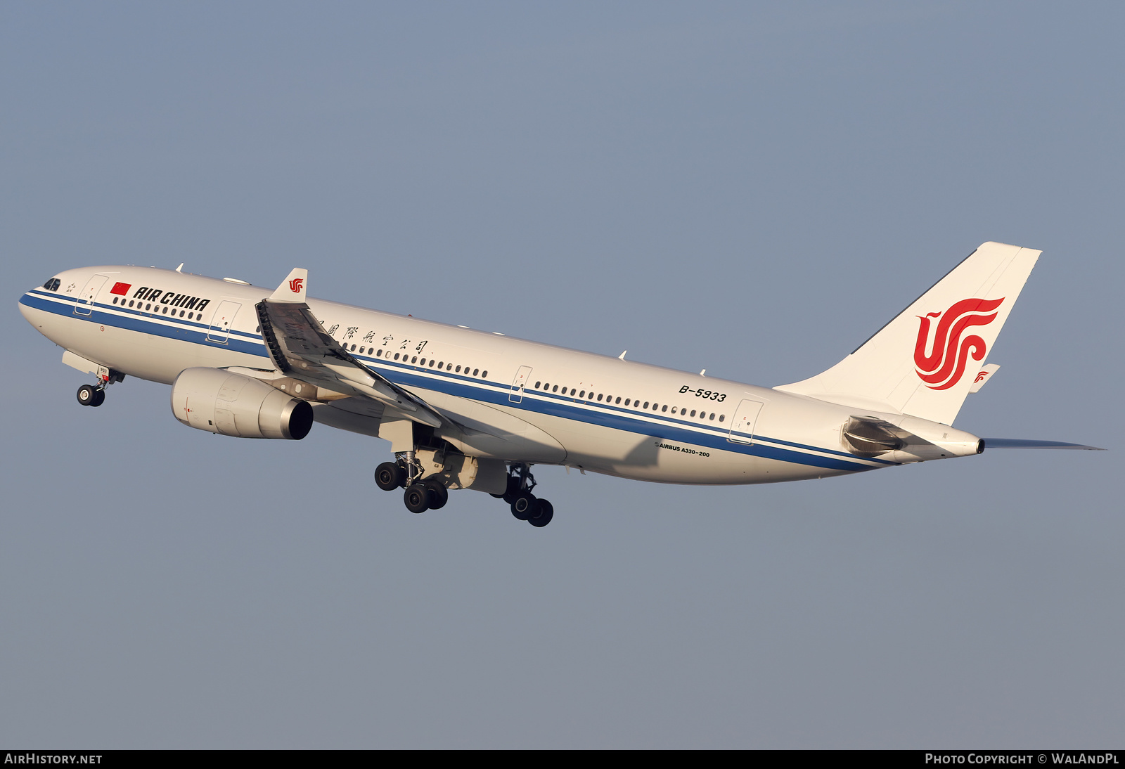 Aircraft Photo of B-5933 | Airbus A330-243 | Air China | AirHistory.net #641010