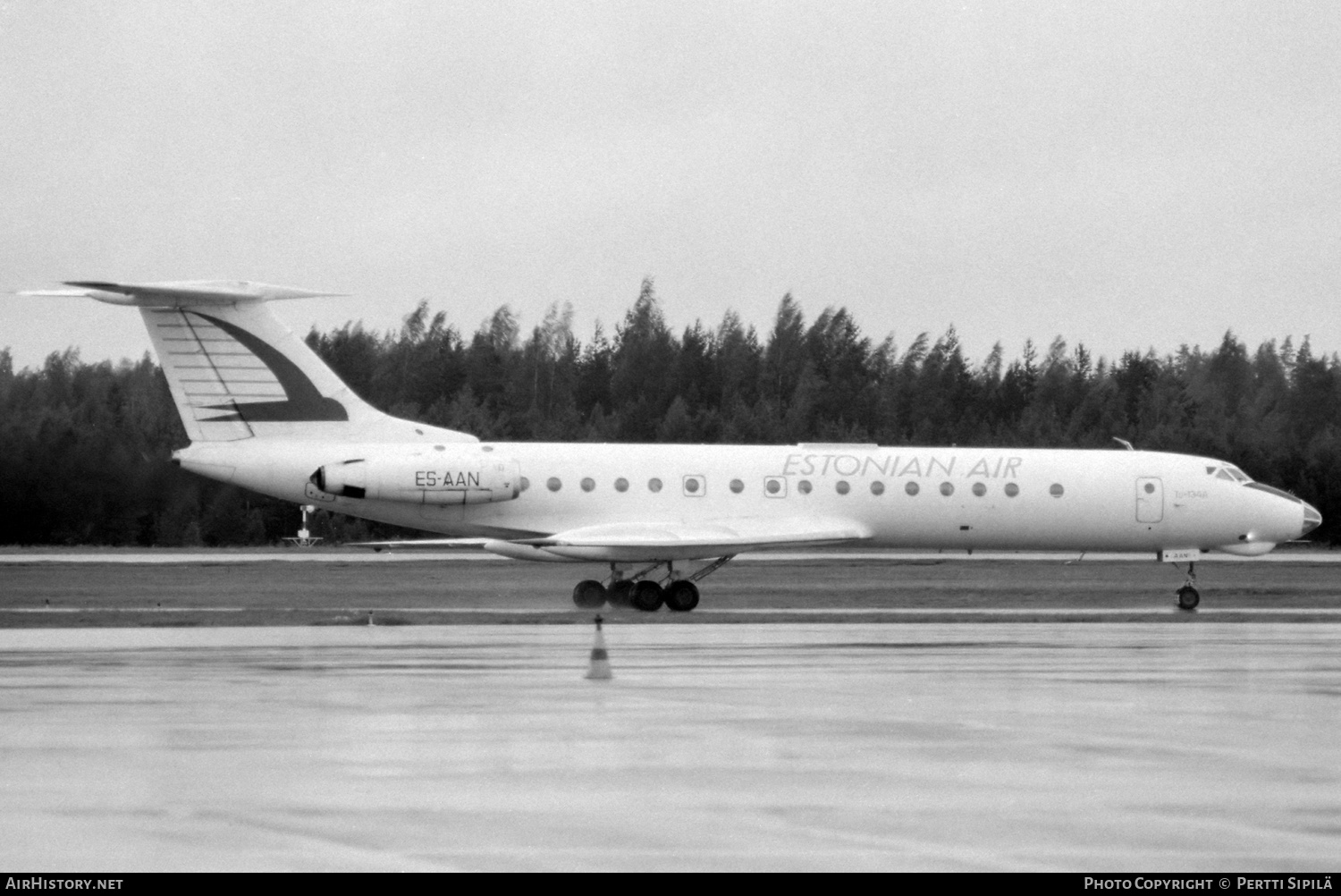 Aircraft Photo of ES-AAN | Tupolev Tu-134A | Estonian Air | AirHistory.net #641017