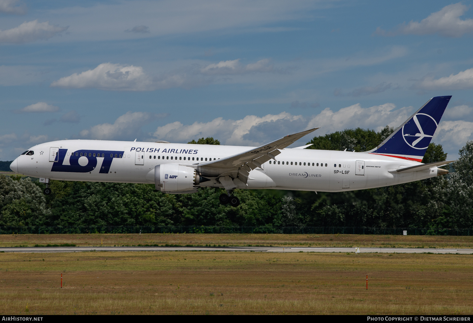 Aircraft Photo of SP-LSF | Boeing 787-9 Dreamliner | LOT Polish Airlines - Polskie Linie Lotnicze | AirHistory.net #641044