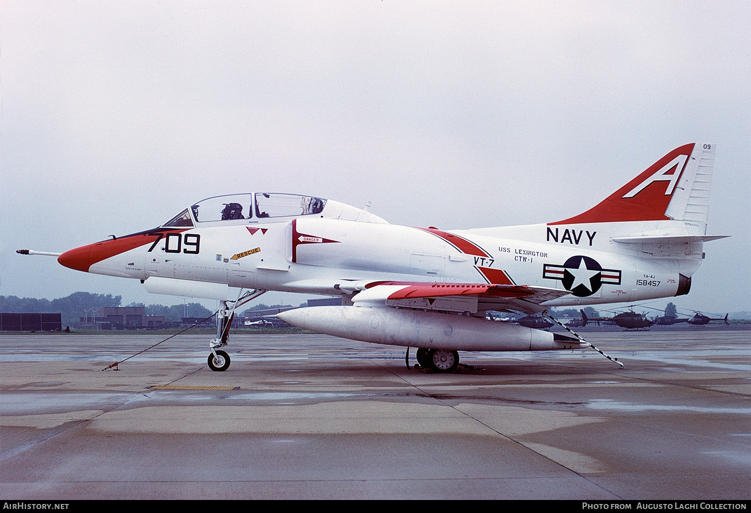 Aircraft Photo of 158457 | Douglas TA-4J Skyhawk | USA - Navy | AirHistory.net #641093