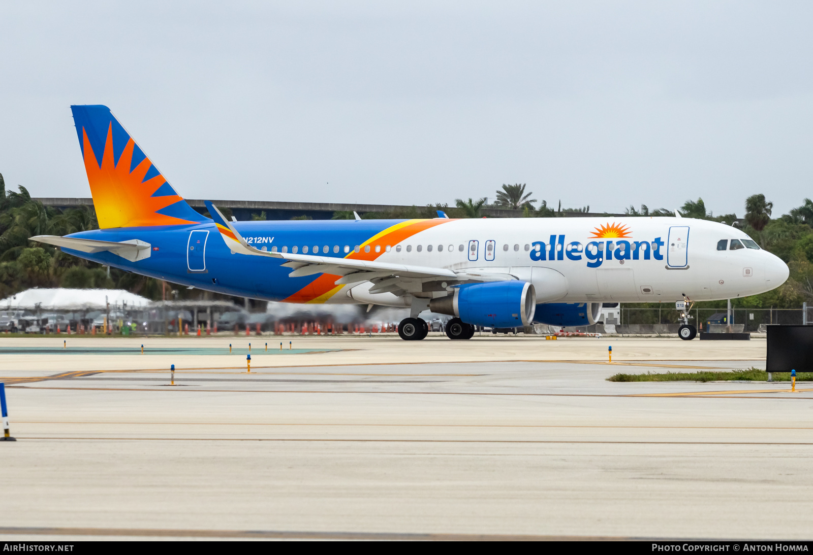 Aircraft Photo of N212NV | Airbus A320-214 | Allegiant Air | AirHistory.net #641101