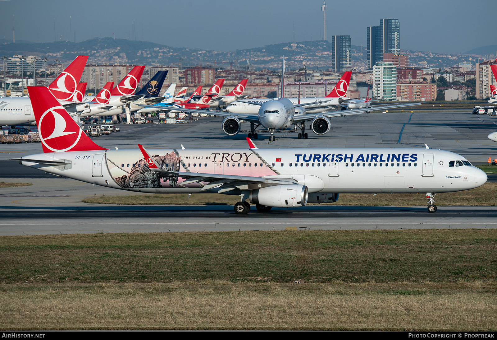 Aircraft Photo of TC-JTP | Airbus A321-231 | Turkish Airlines | AirHistory.net #641137