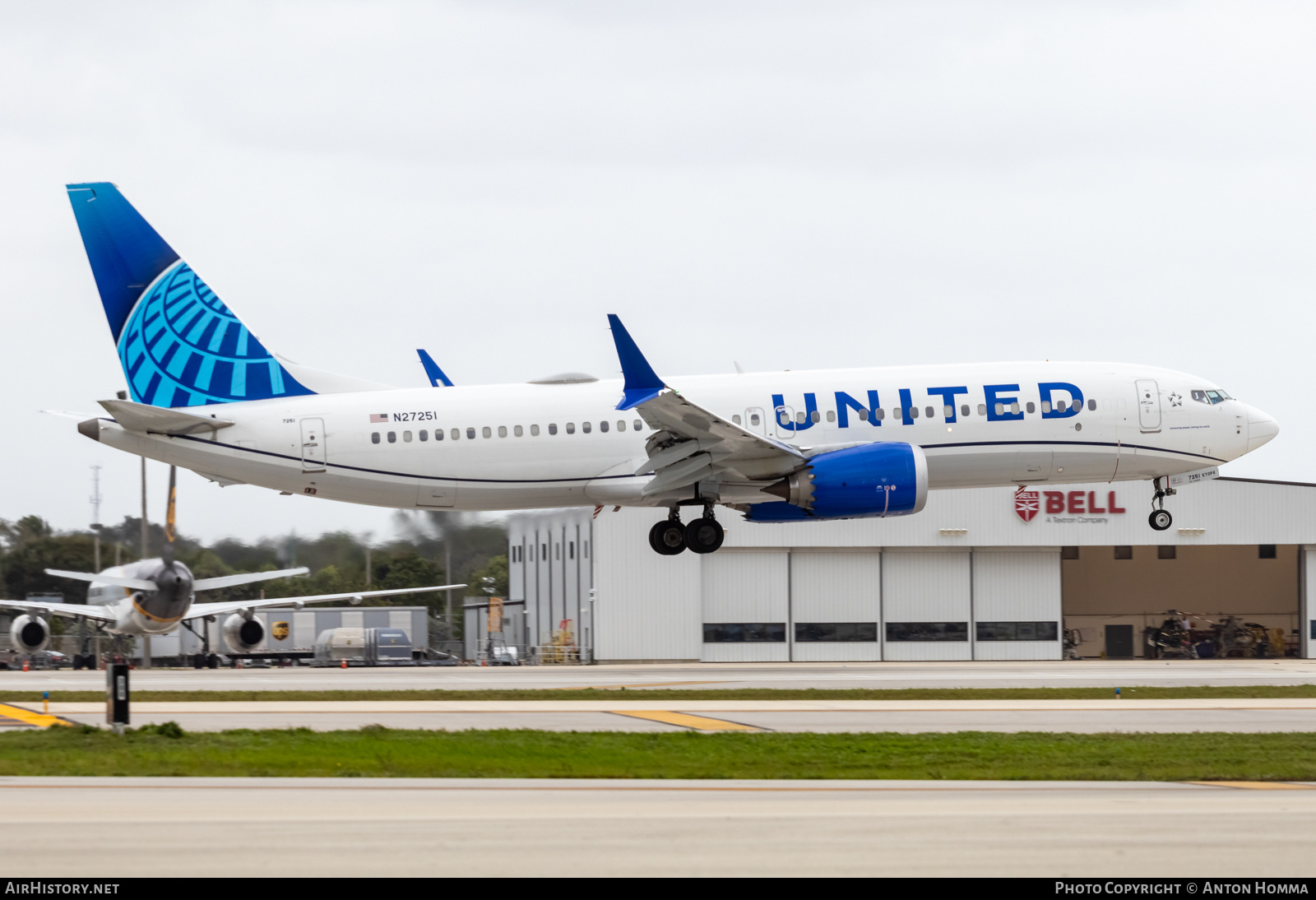 Aircraft Photo of N27251 | Boeing 737-8 Max 8 | United Airlines | AirHistory.net #641162