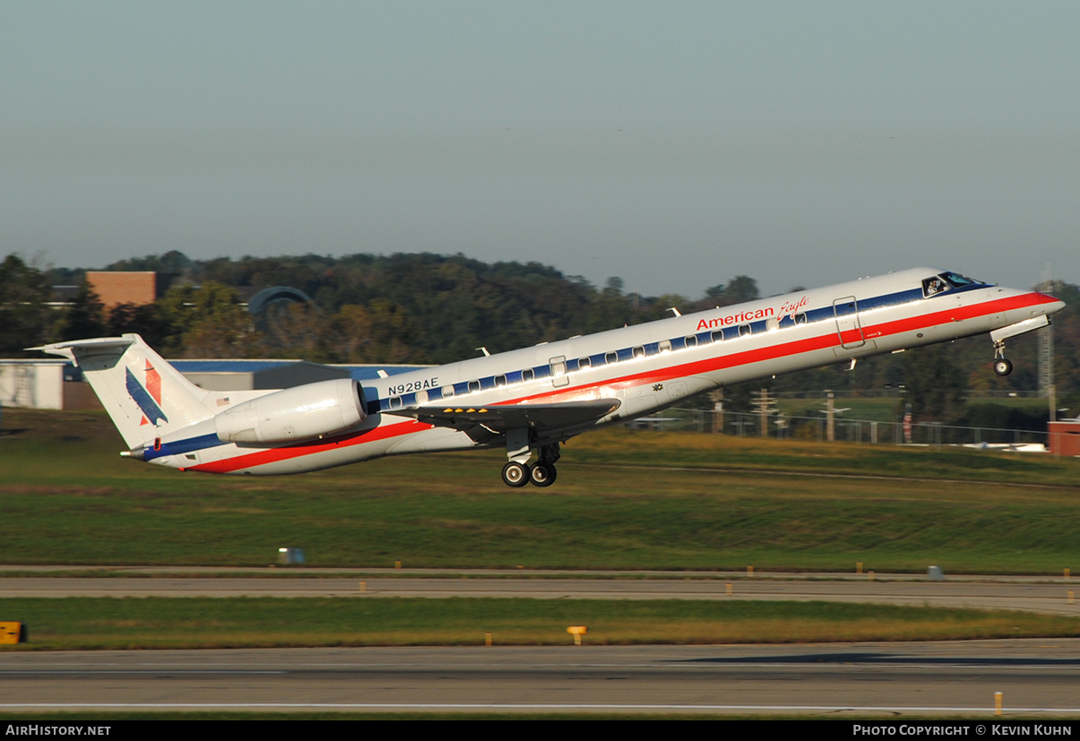 Aircraft Photo of N928AE | Embraer ERJ-145LR (EMB-145LR) | American Eagle | AirHistory.net #641188
