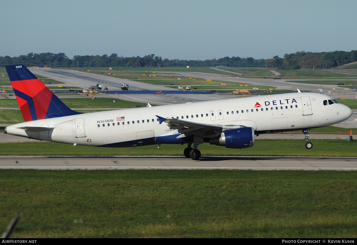 Aircraft Photo of N365NW | Airbus A320-212 | Delta Air Lines | AirHistory.net #641189