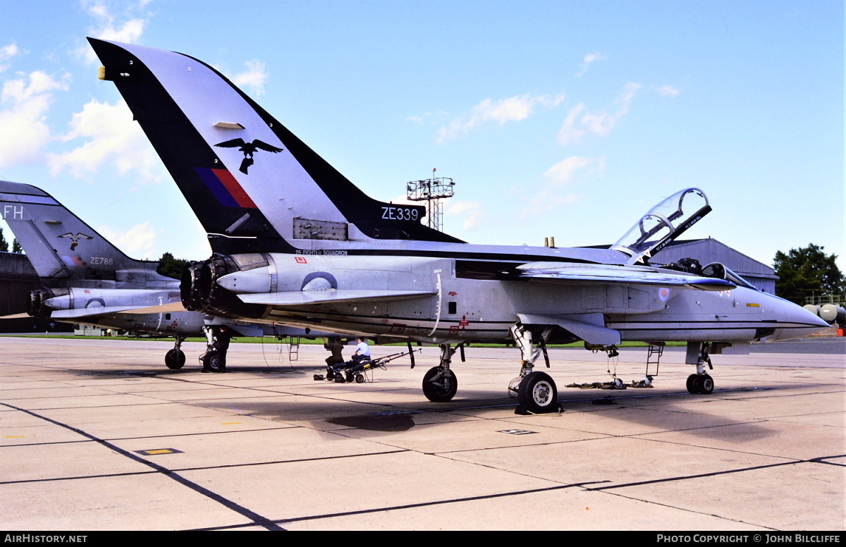 Aircraft Photo of ZE339 | Panavia Tornado F3 | UK - Air Force | AirHistory.net #641240