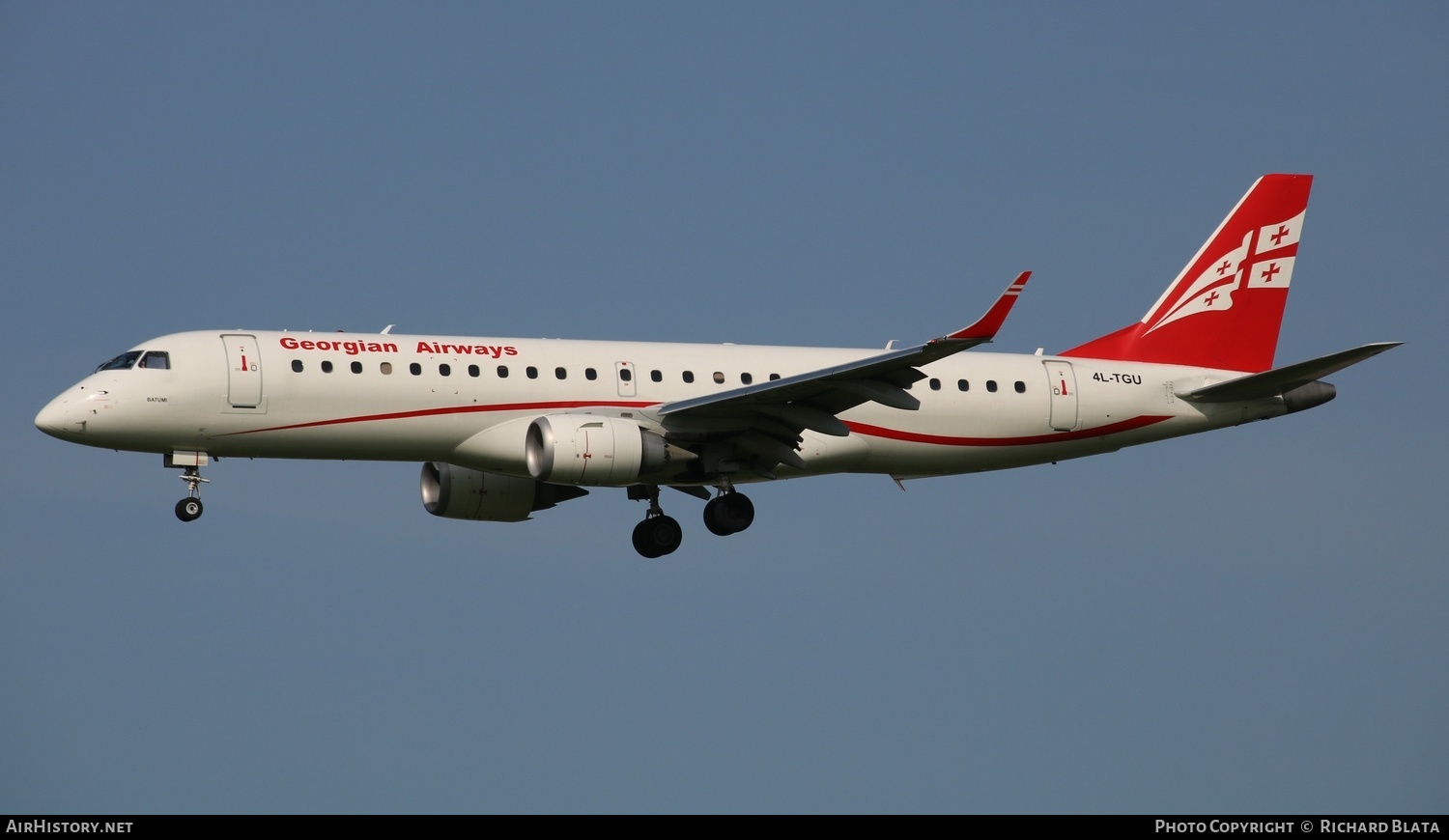 Aircraft Photo of 4L-TGU | Embraer 190AR (ERJ-190-100IGW) | Georgian Airways | AirHistory.net #641319