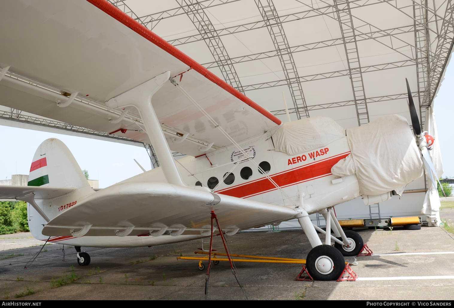 Aircraft Photo of HA-MAH | Antonov An-2R | Aero Wasp | AirHistory.net #641404