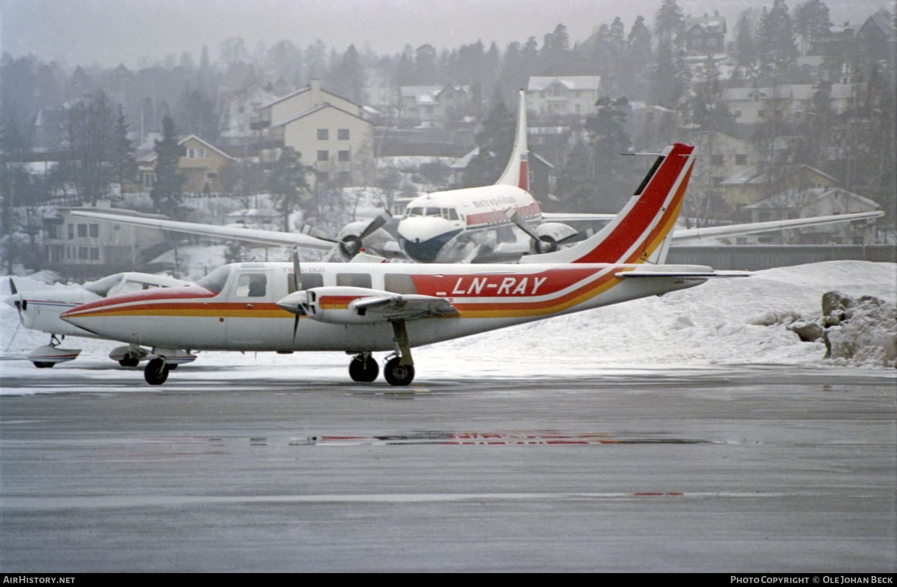 Aircraft Photo of LN-RAY | Piper Aerostar 601P | Twin Taxi | AirHistory.net #641422