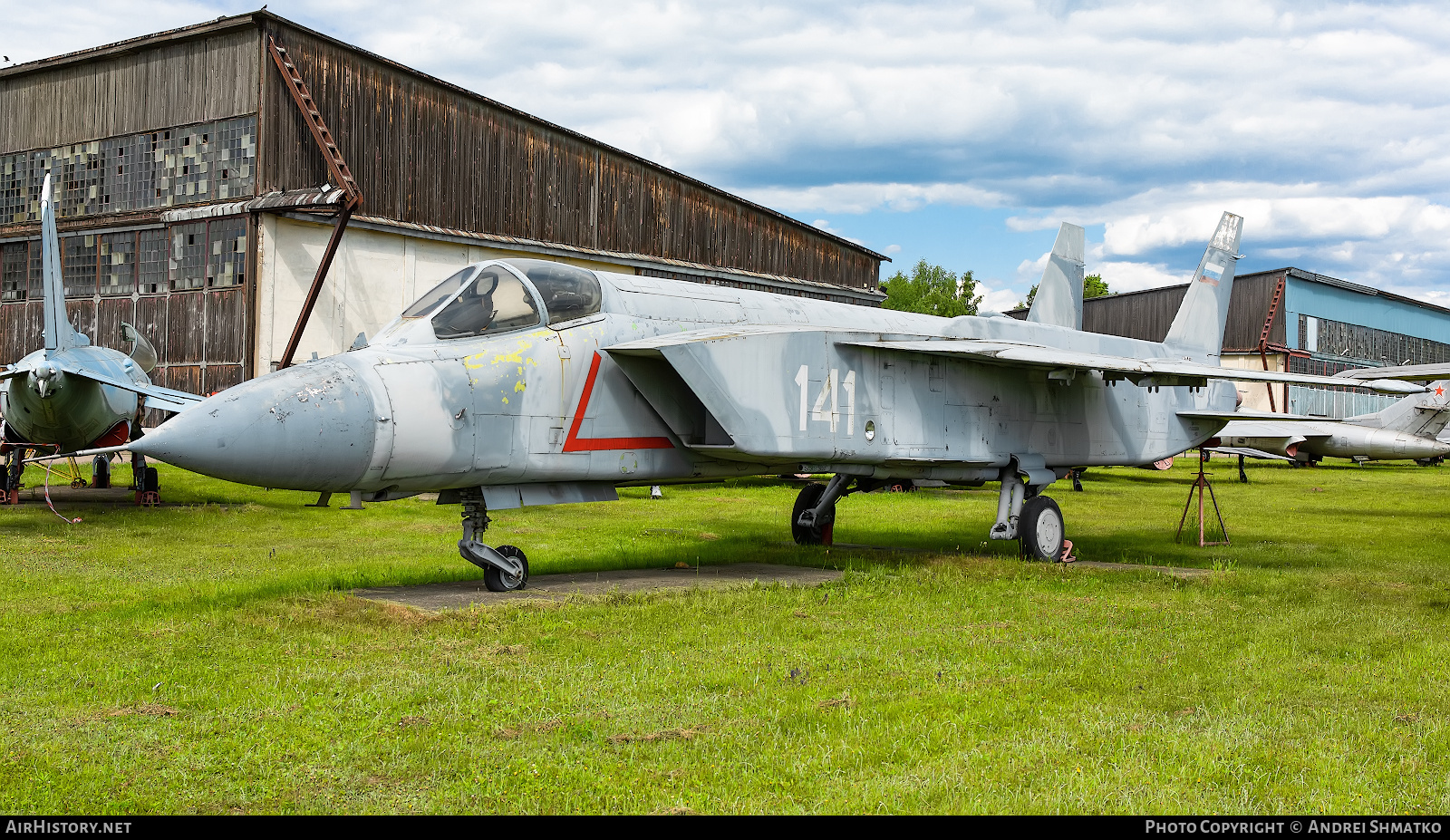 Aircraft Photo of 141 | Yakovlev Yak-141 (Yak-41) | Soviet Union - Navy | AirHistory.net #641454