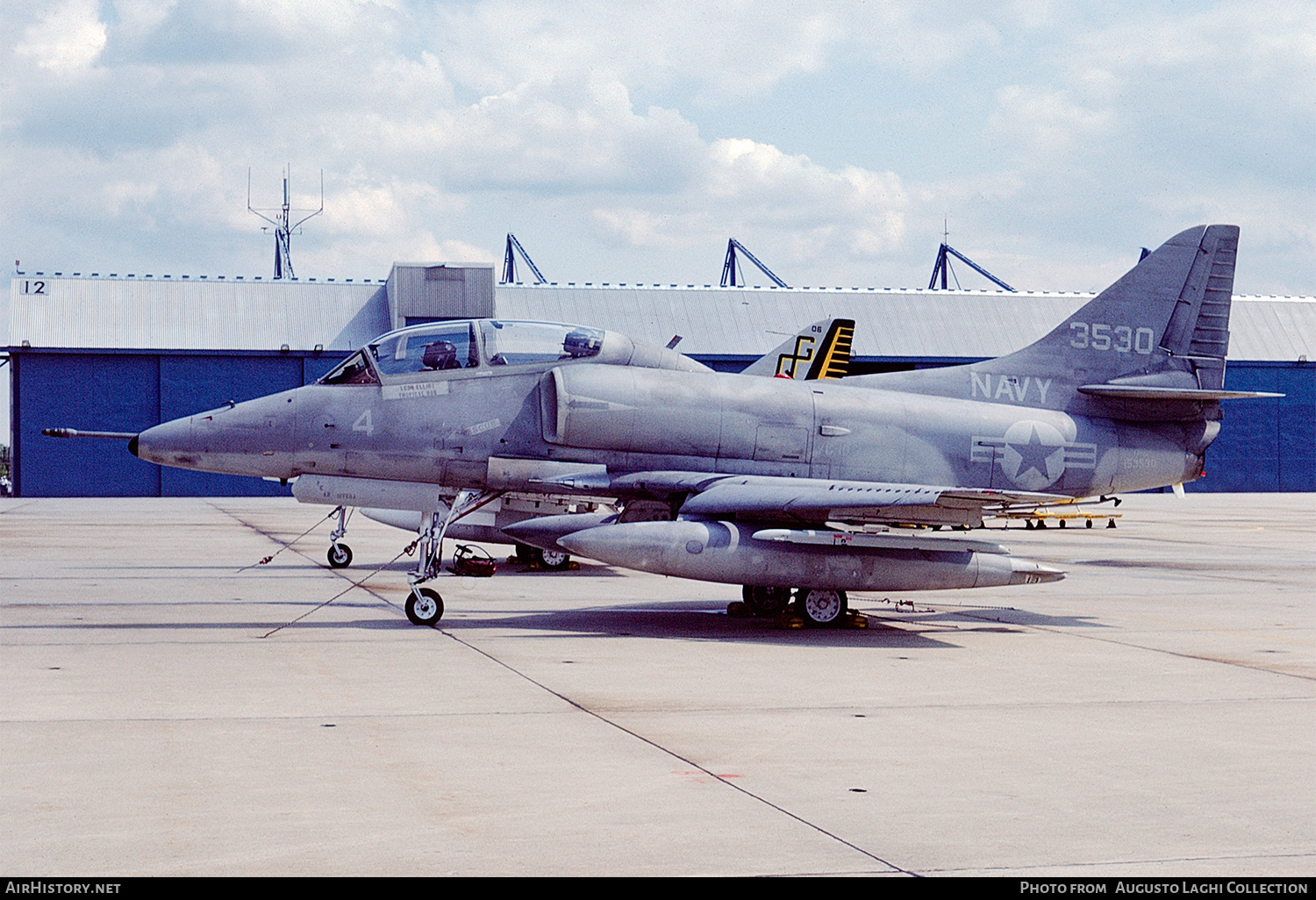 Aircraft Photo of 153530 | Douglas TA-4J Skyhawk | USA - Navy | AirHistory.net #641469