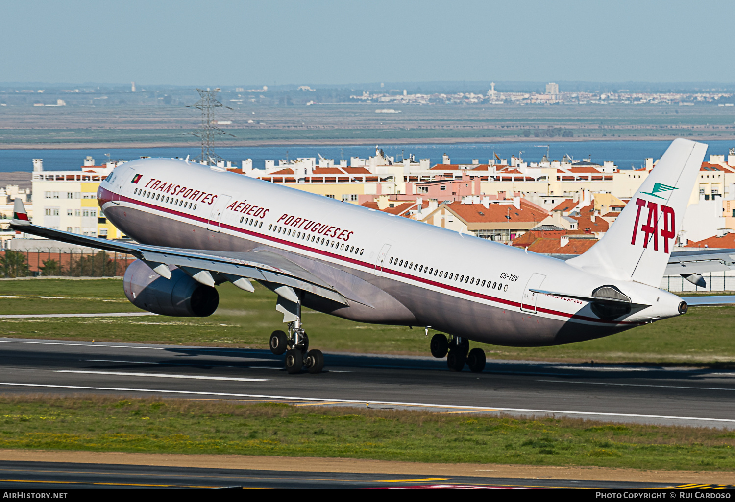 Aircraft Photo of CS-TOV | Airbus A330-343E | TAP Air Portugal | TAP - Transportes Aéreos Portugueses | AirHistory.net #641501