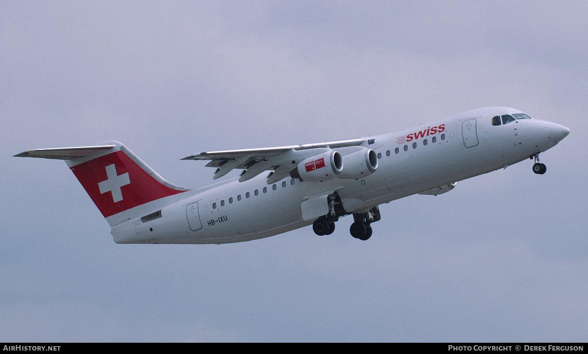 Aircraft Photo of HB-IXU | British Aerospace Avro 146-RJ100 | Swiss International Air Lines | AirHistory.net #641507