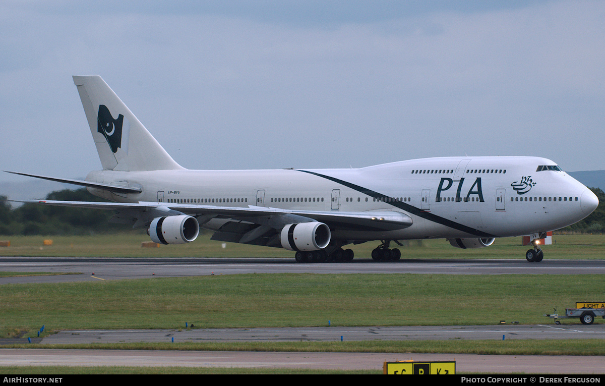 Aircraft Photo of AP-BFV | Boeing 747-367 | Pakistan International Airlines - PIA | AirHistory.net #641538