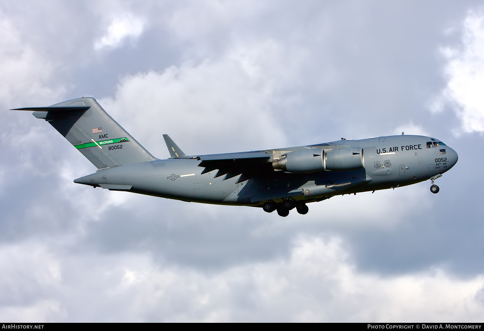 Aircraft Photo of 98-0052 / 80052 | Boeing C-17A Globemaster III | USA - Air Force | AirHistory.net #641599