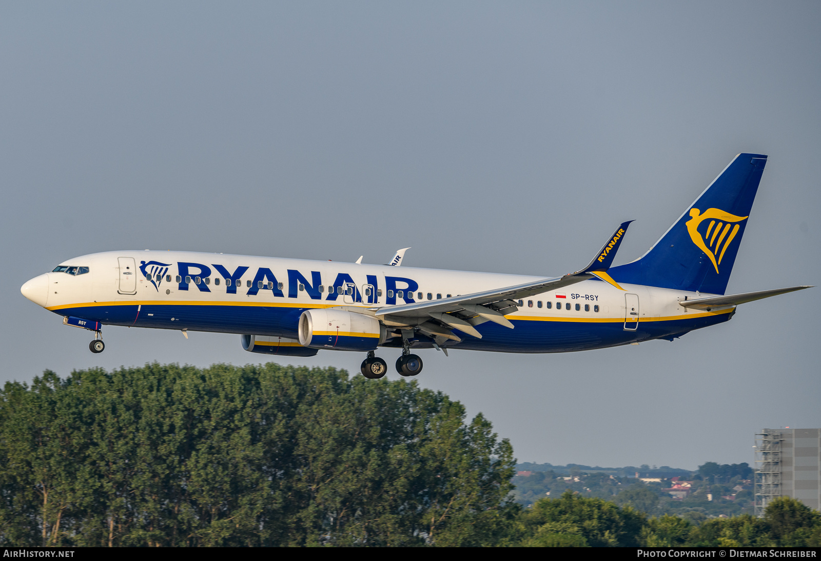 Aircraft Photo of SP-RSY | Boeing 737-8AS | Ryanair | AirHistory.net #641606