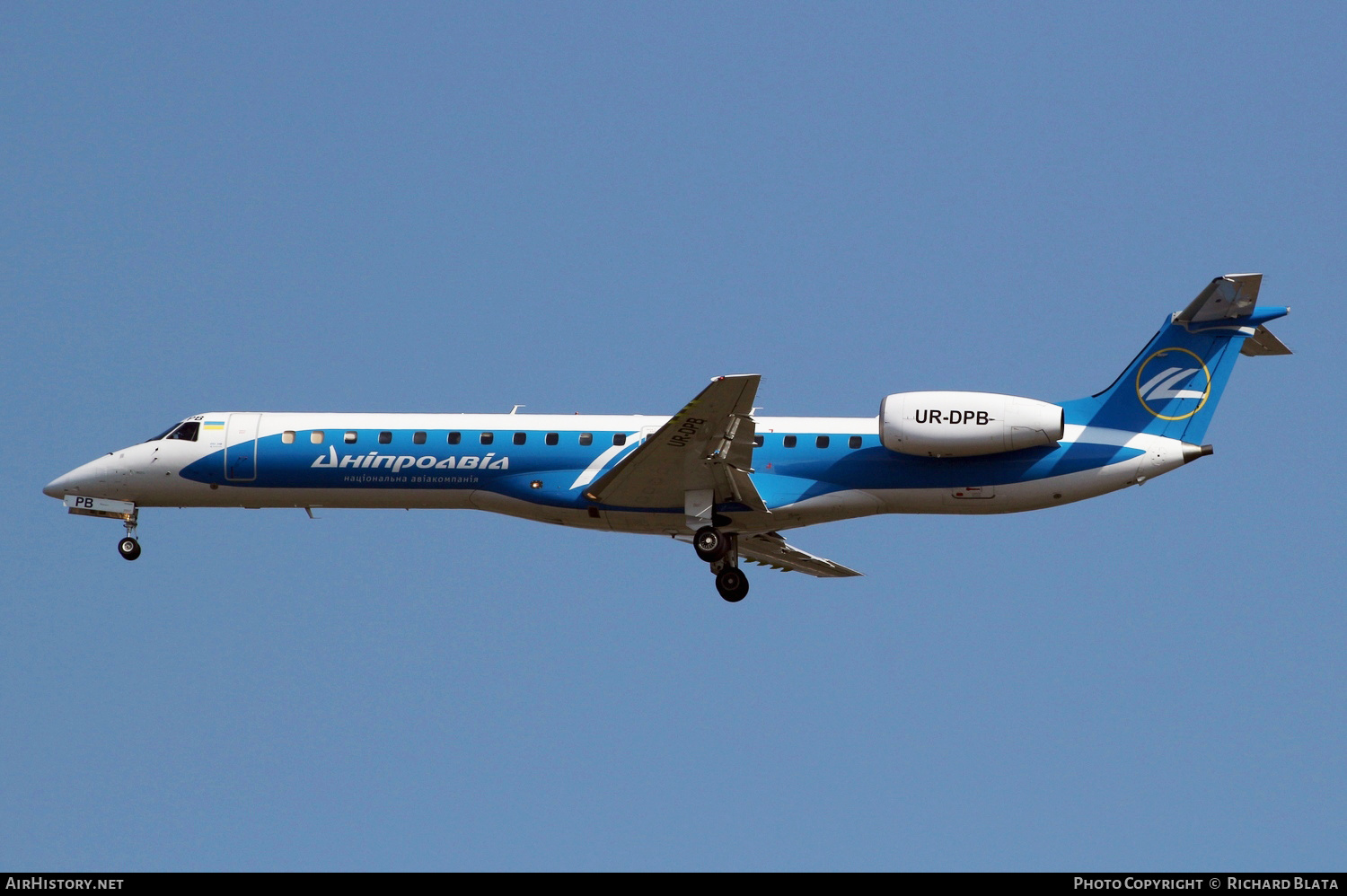 Aircraft Photo of UR-DPB | Embraer ERJ-145LR (EMB-145LR) | Dniproavia | AirHistory.net #641620