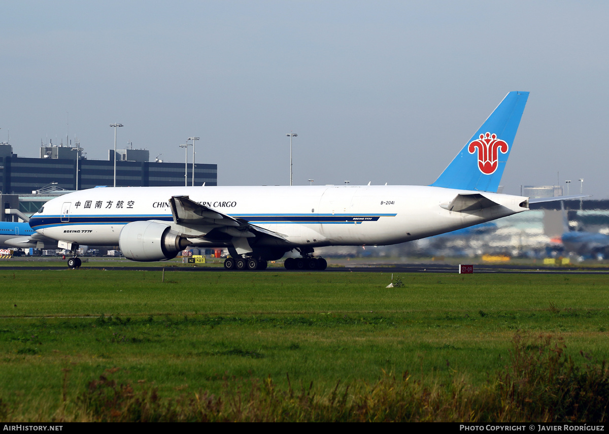 Aircraft Photo of B-2041 | Boeing 777-F1B | China Southern Airlines Cargo | AirHistory.net #641623
