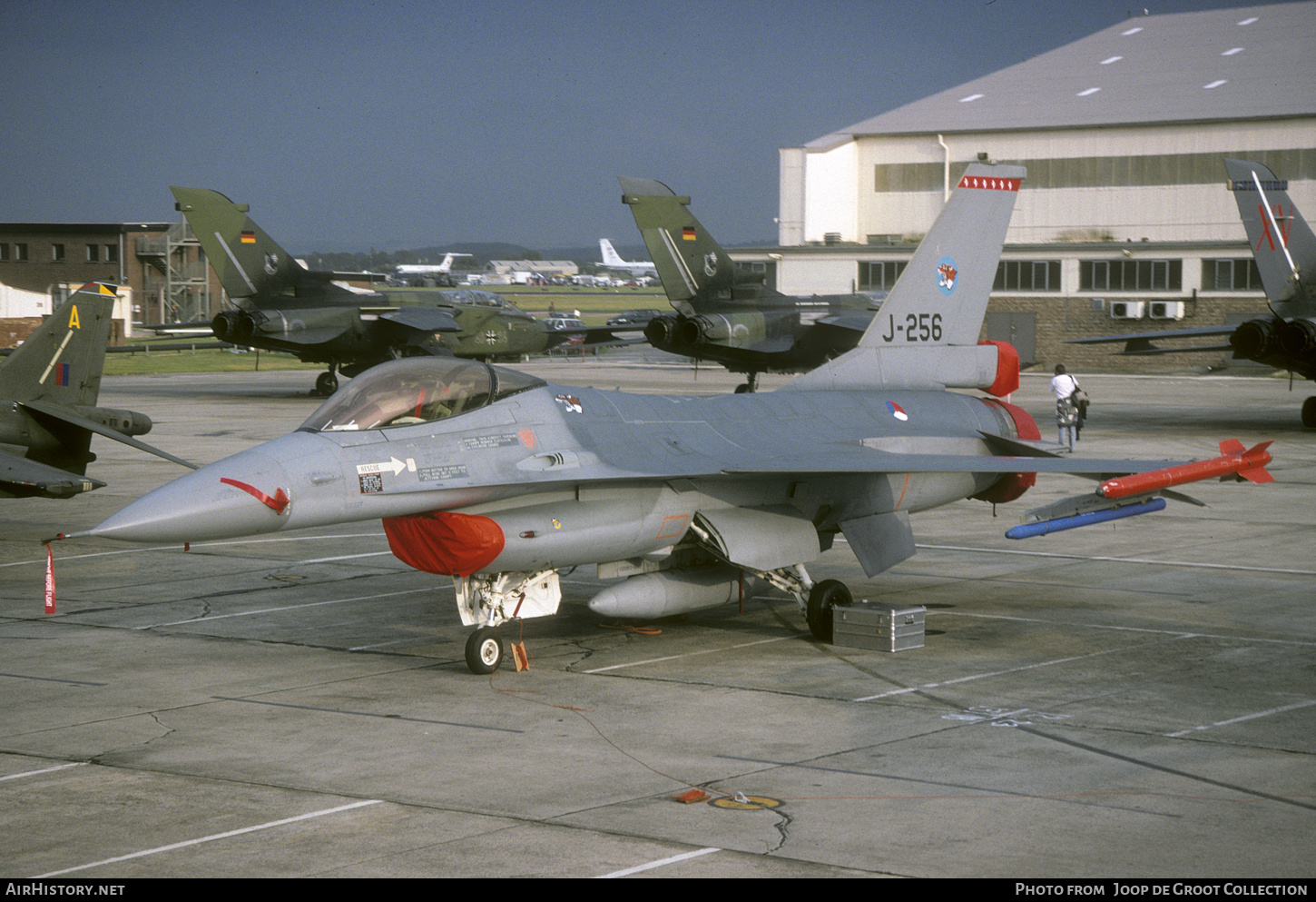 Aircraft Photo of J-256 | General Dynamics F-16A Fighting Falcon | Netherlands - Air Force | AirHistory.net #641641