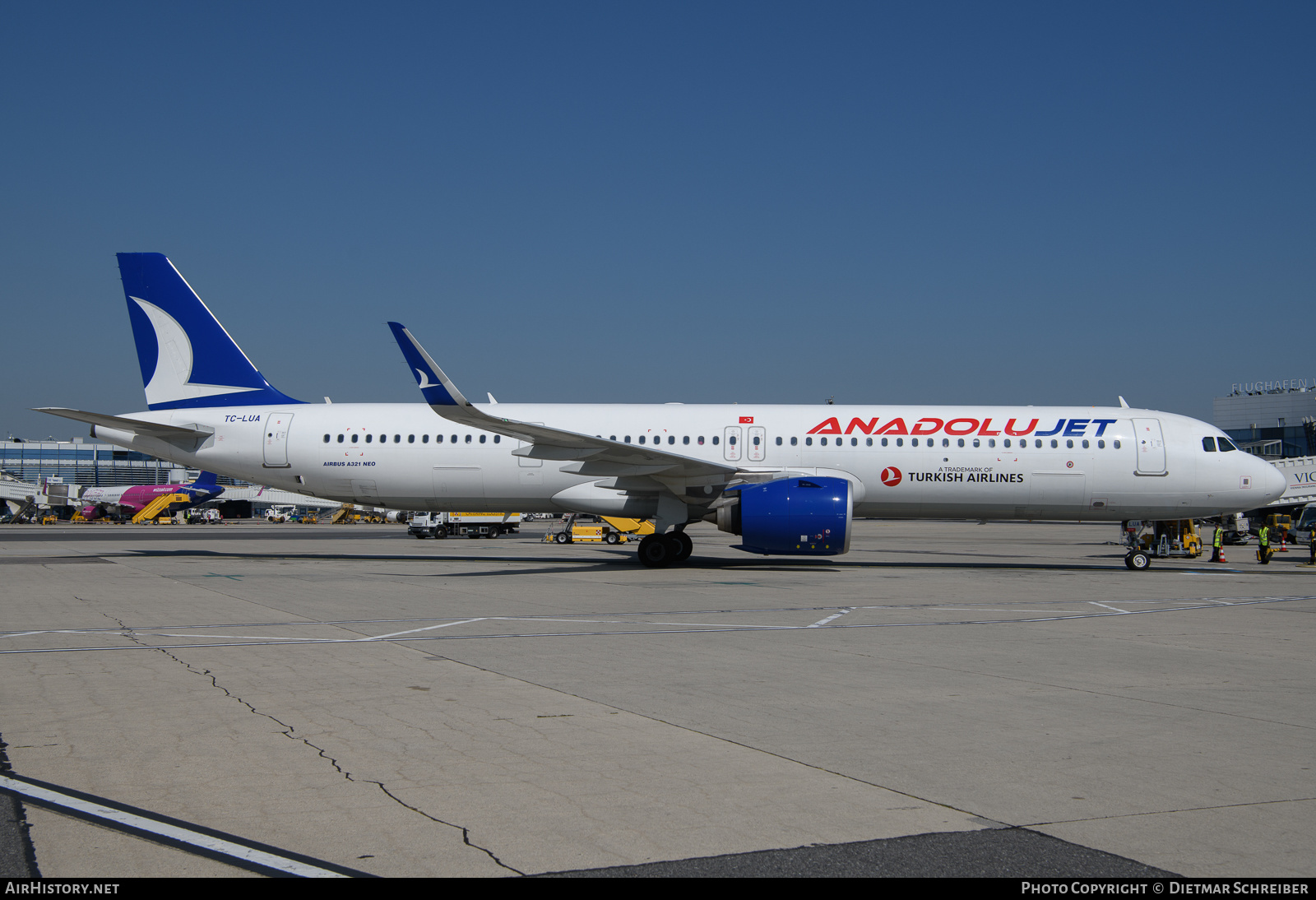 Aircraft Photo of TC-LUA | Airbus A321-271NX | AnadoluJet | AirHistory.net #641689